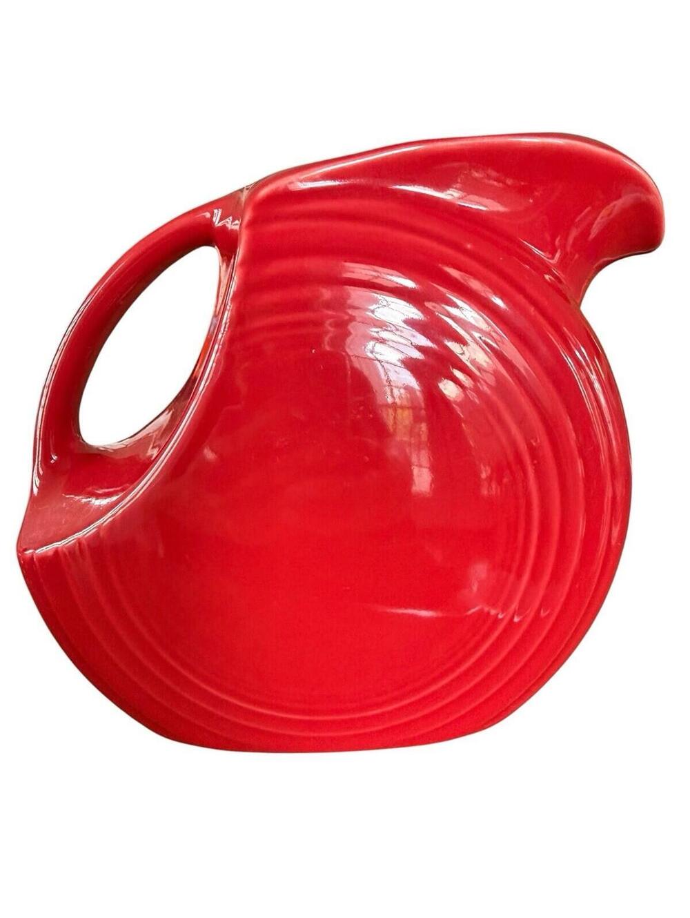 Fiesta Red Disc Pitcher 67 Oz Homer Laughlin Made In USA Art Deco Design